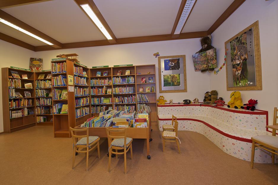 Öffentliche Bibliothek Weizberg